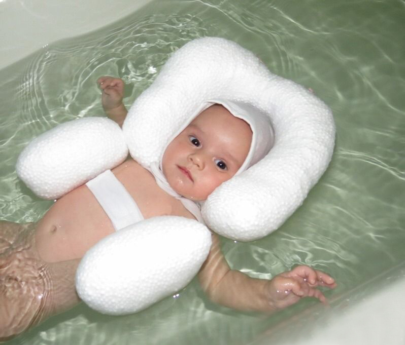 Подушка для купания новорожденного
