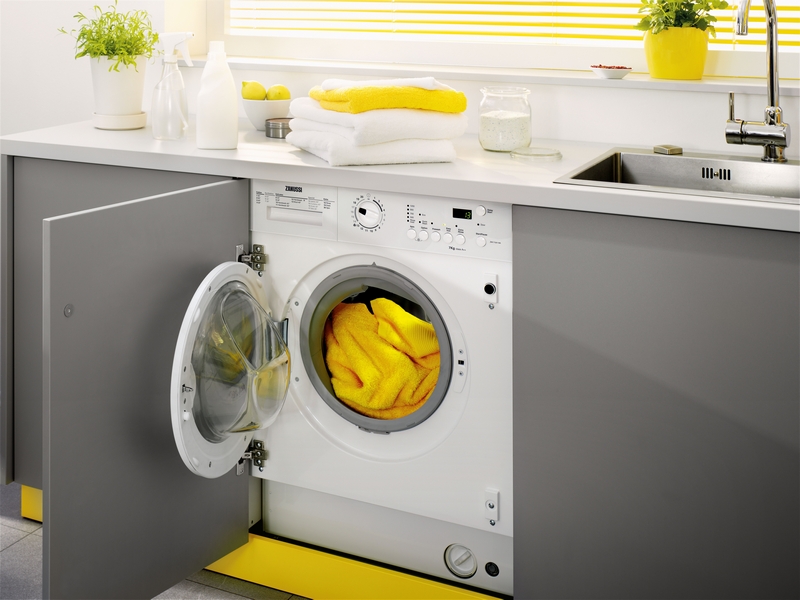Встраиваемая стиральная машинка