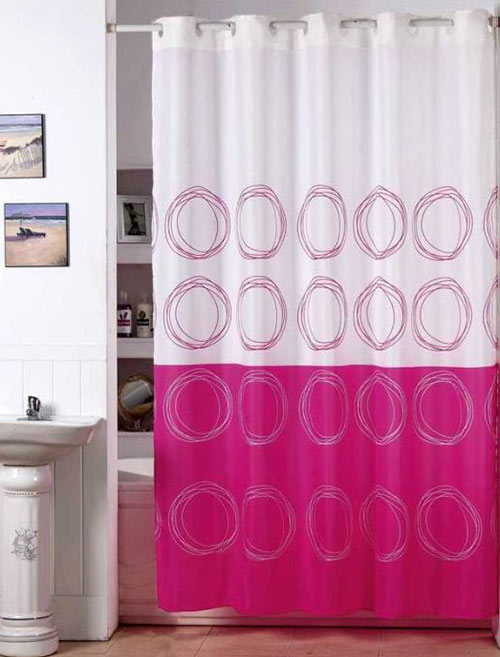 Тканевые шторки для ванной в бело розовом цвете